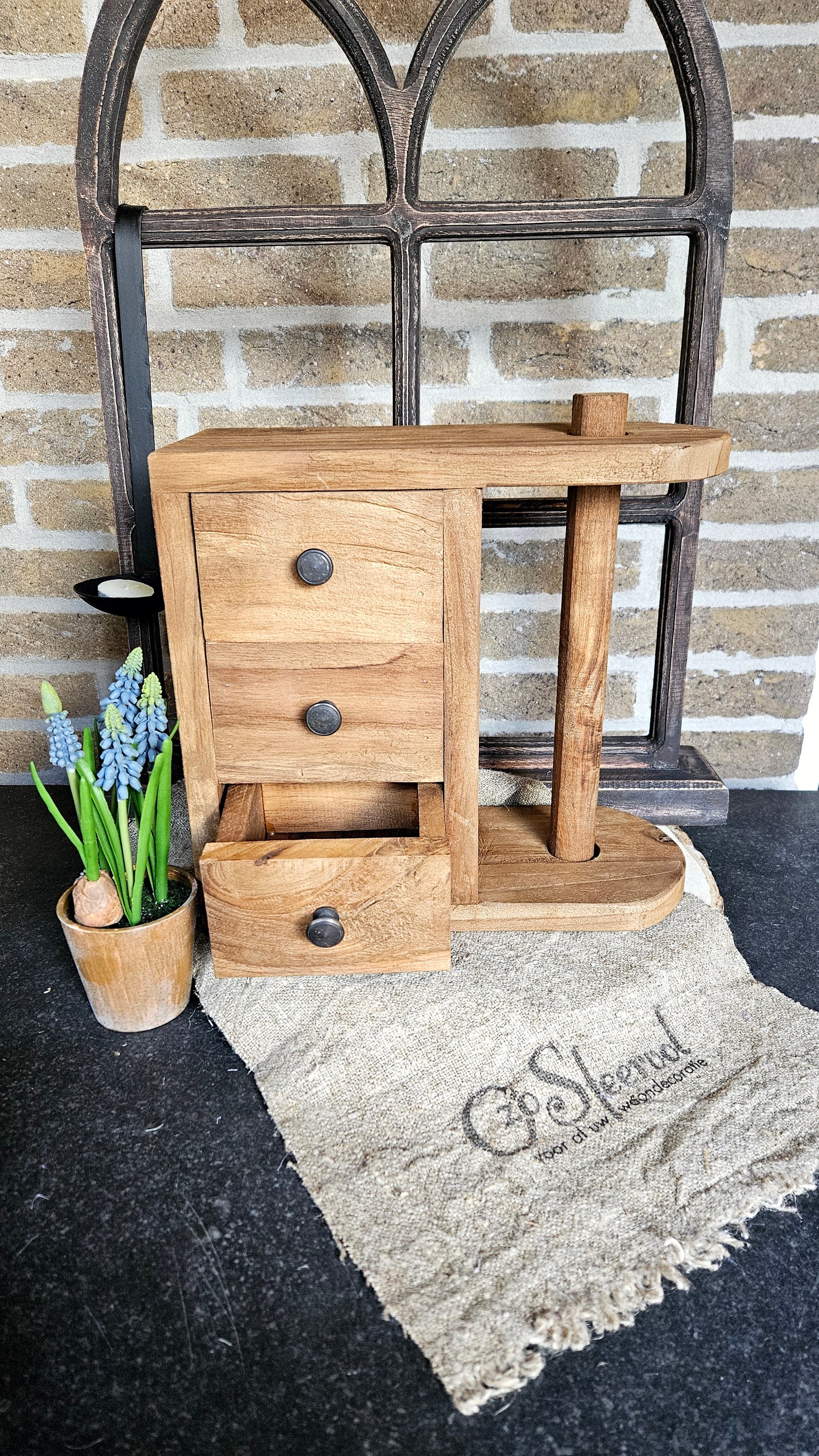 Houten keukenrol houder met 3 lades