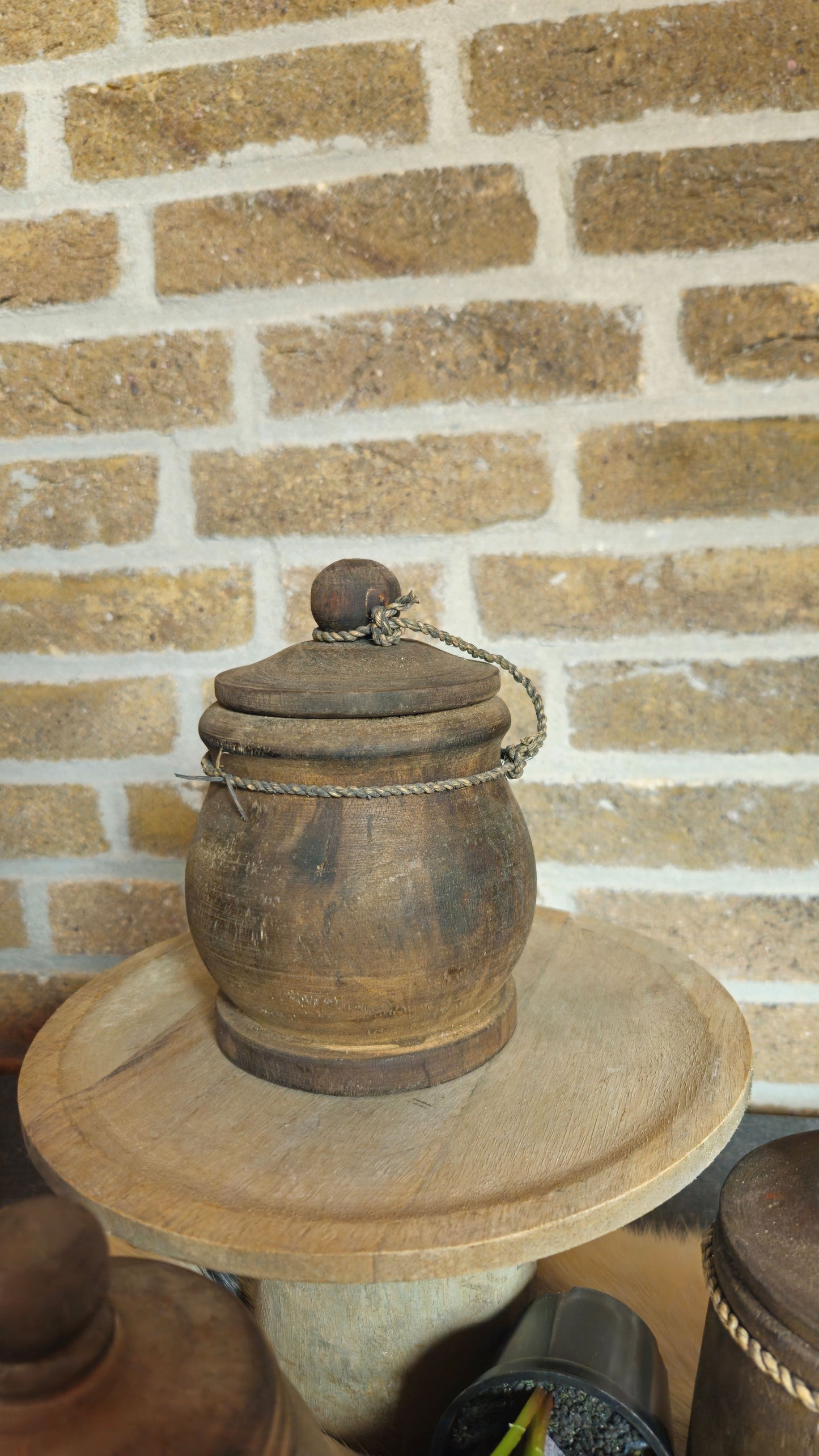 Houten potten met deksel
