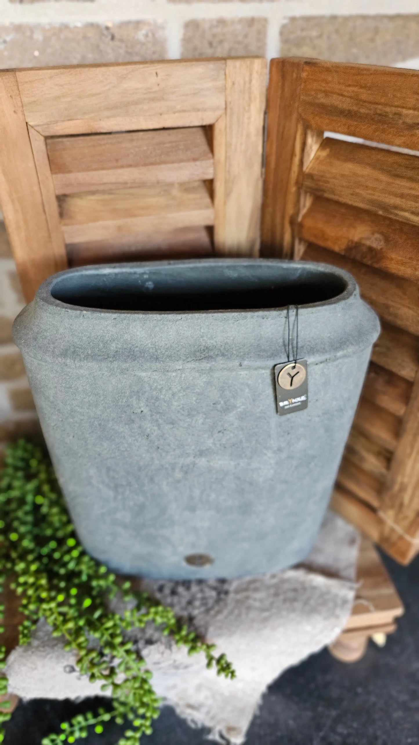 Brynxz Planter Oval Edge Luxury L close-up – Brynxz pot | Brynxzonline.nl