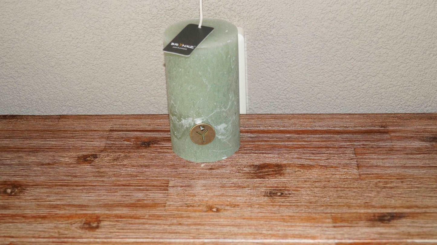 Brynxz Rustic candle sage green 7x12 cm - Brynxz Online By O zo sfeervol
