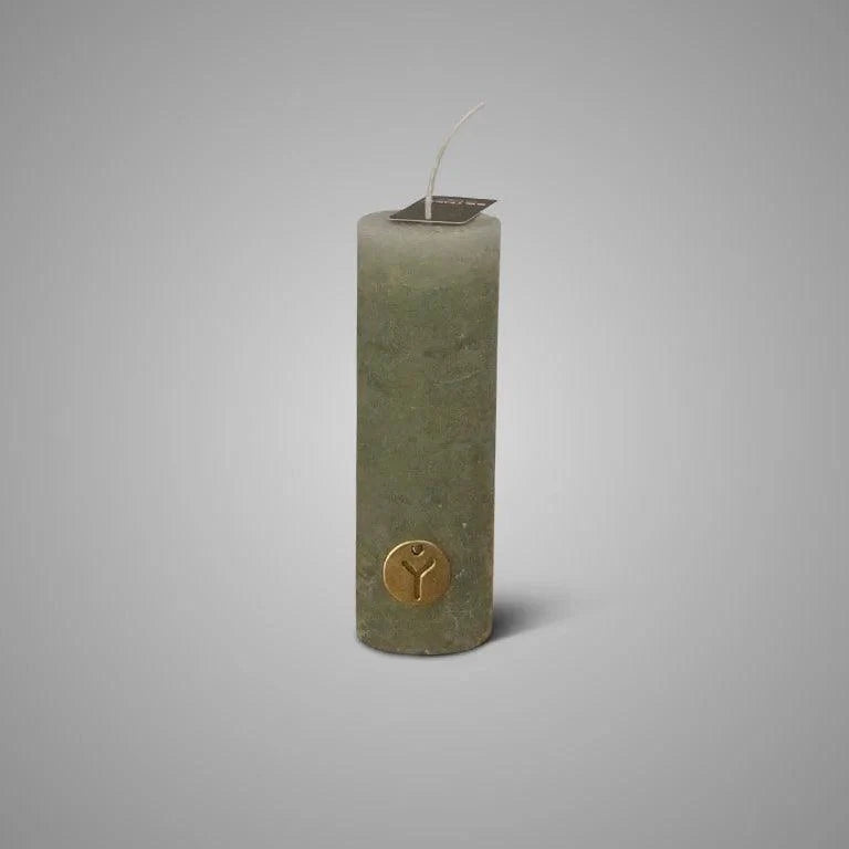 Brynxz Rustic candle sage green 5x15 cm - Brynxz Online By O zo sfeervol