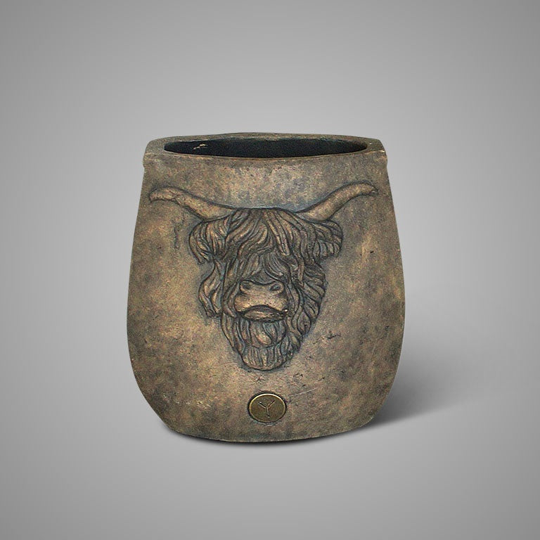 Brynxz Planter Oval Scotty M