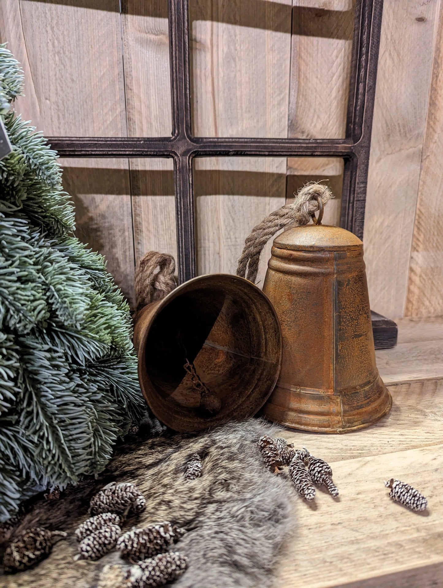 Zinken bel roestkleur M - O zo sfeervol