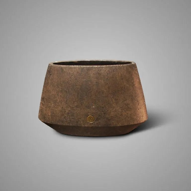 Brynxz Planter Oval Allure L sfeerfoto – Stoneware Plantenpot | Brynxzonline.nl