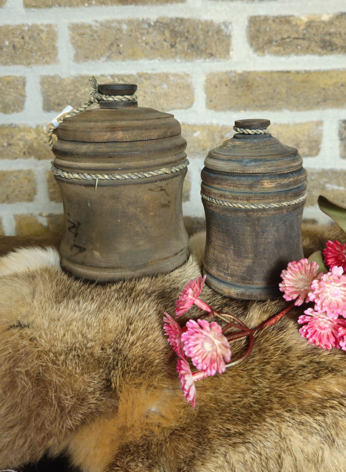 Houten potten met deksel nr 2 – houten decoratie | Brynxzonline.nl