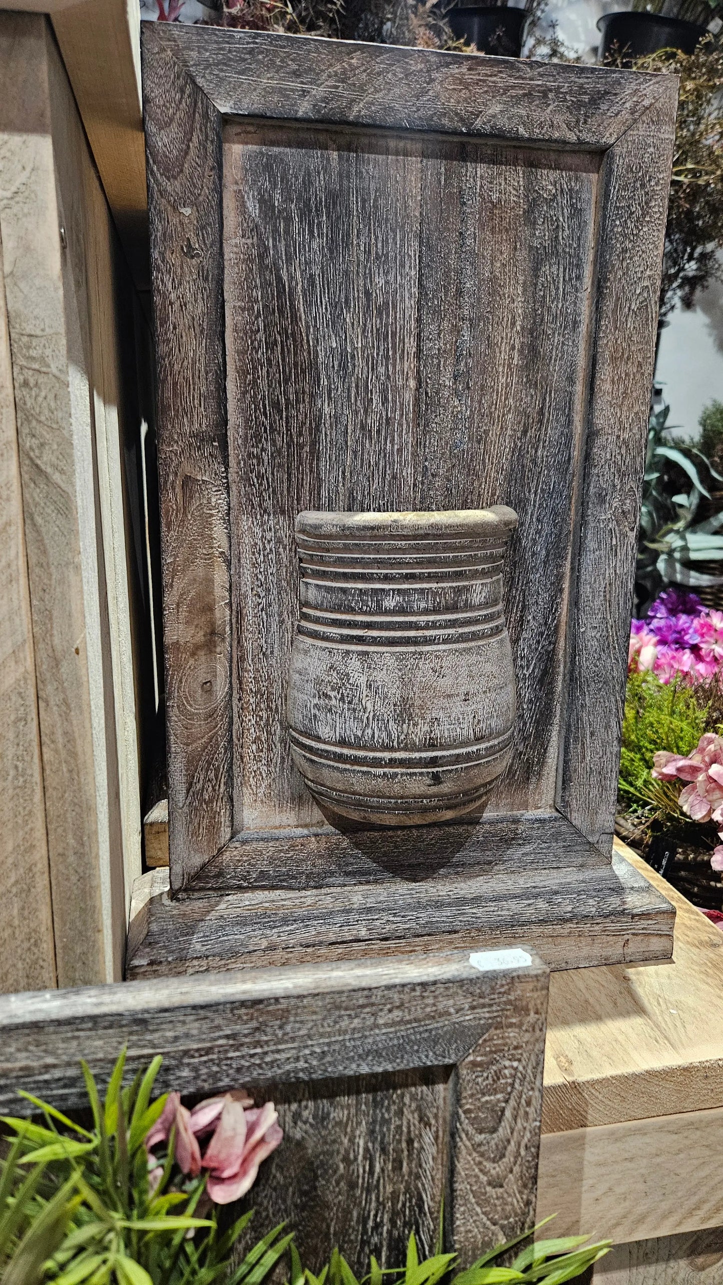 Houten wandbord met pot staand O zo sfeervol