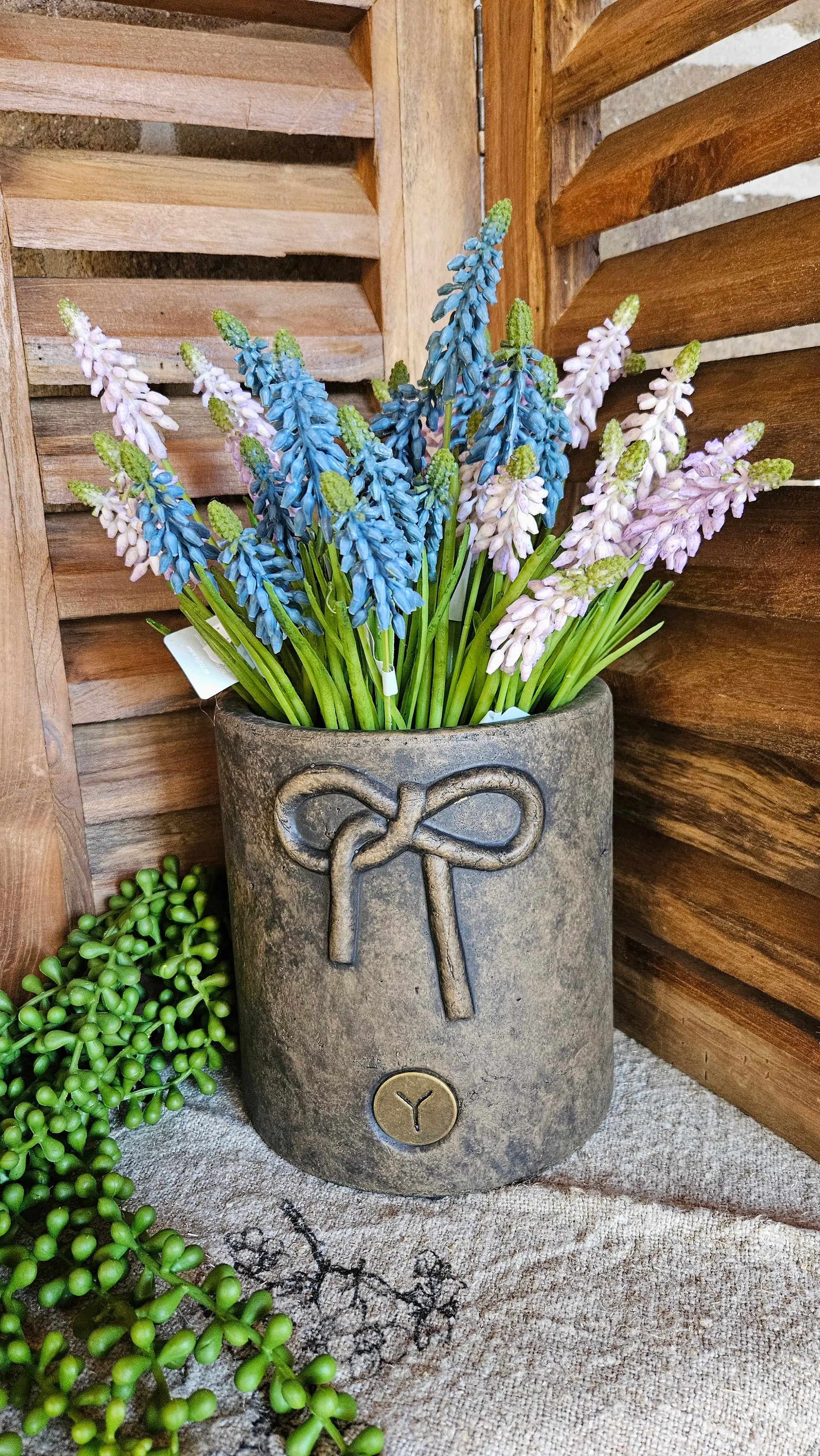 Brynxz Planter with a Bow – Brynxz pot | Brynxzonline.nl