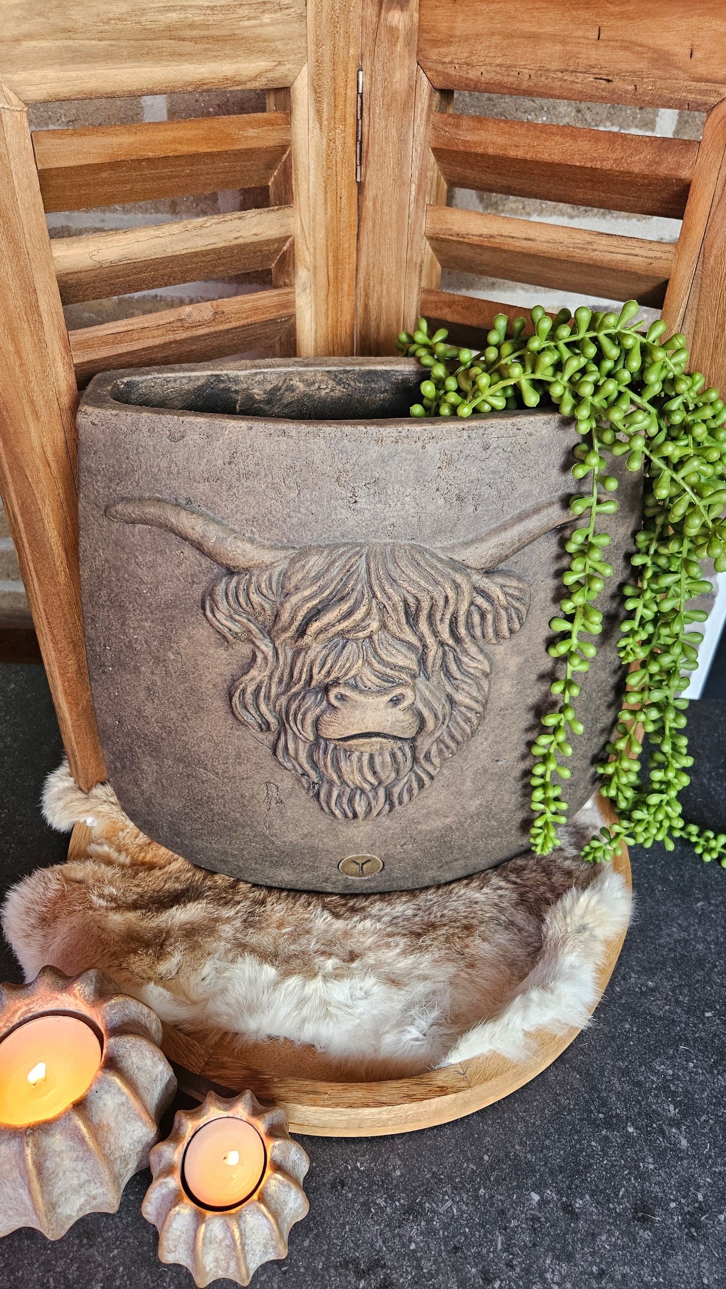 Brynxz Planter Oval Scotty L