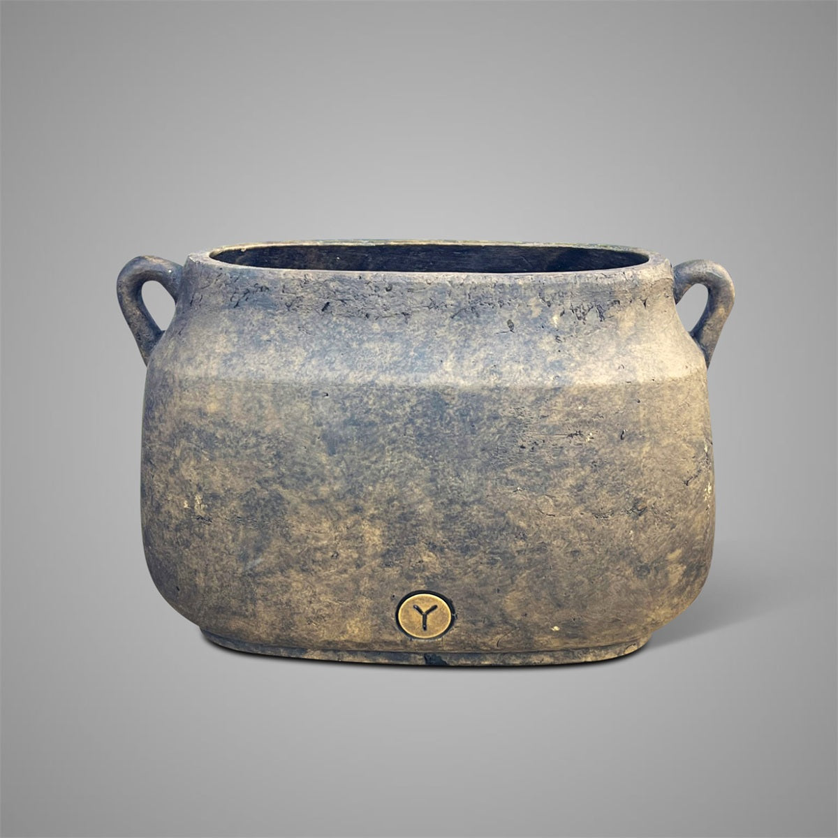 Brynxz Planter Oval Two Ears M