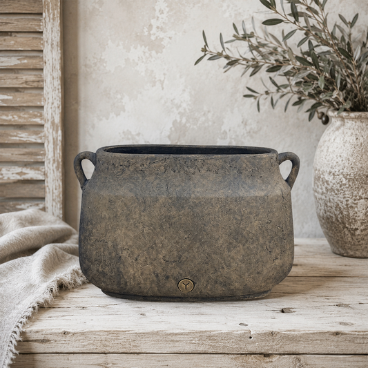 Brynxz Planter Oval Two Ears L