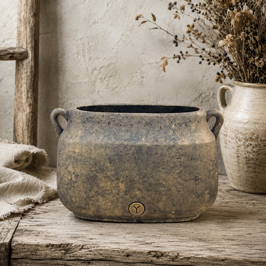 Brynxz Planter Oval Two Ears M