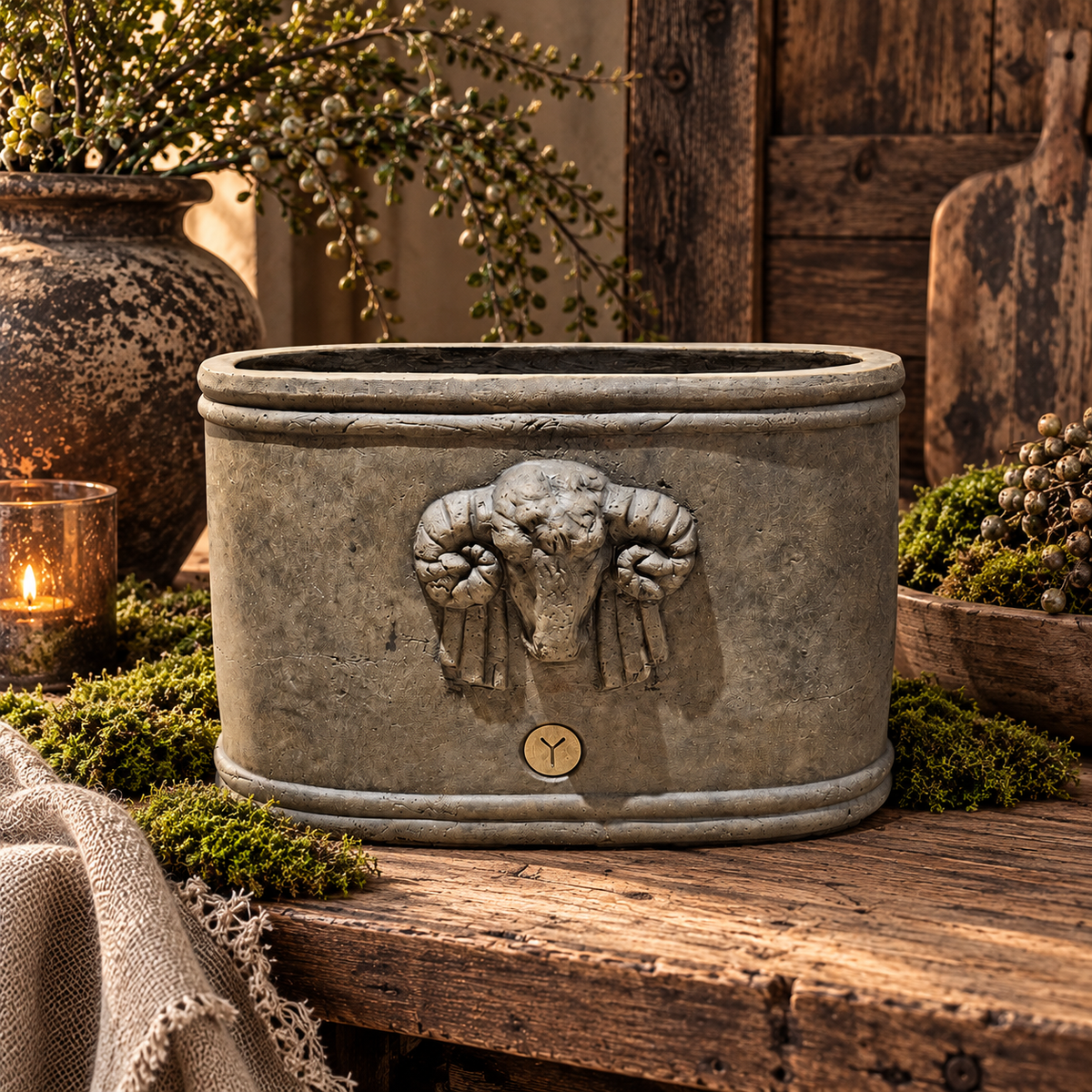 Brynxz Planter oval with Ram M