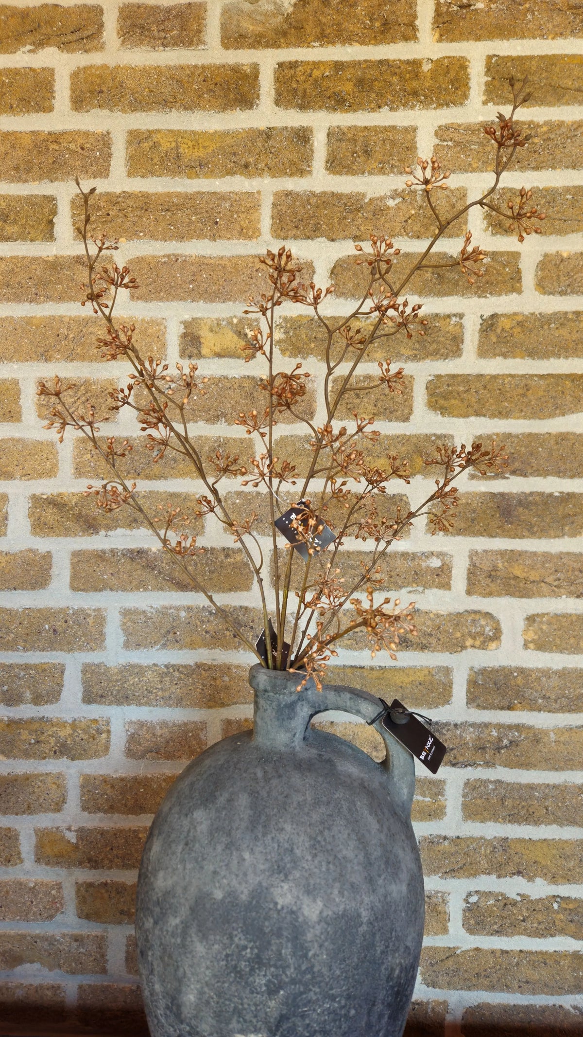 Sylxz Berry spray Light brown detail – Sylxz kunstbloemen | Brynxzonline.nl