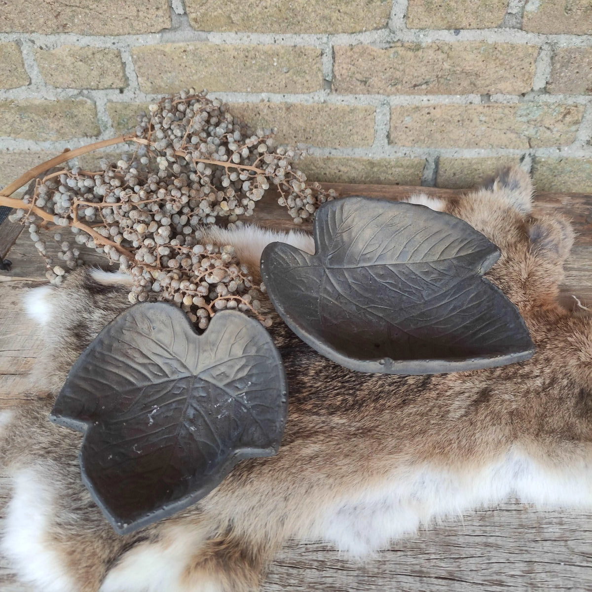 Brynxz Chestnut Leaf – Aardewerk Decoratie | Brynxzonline.nl