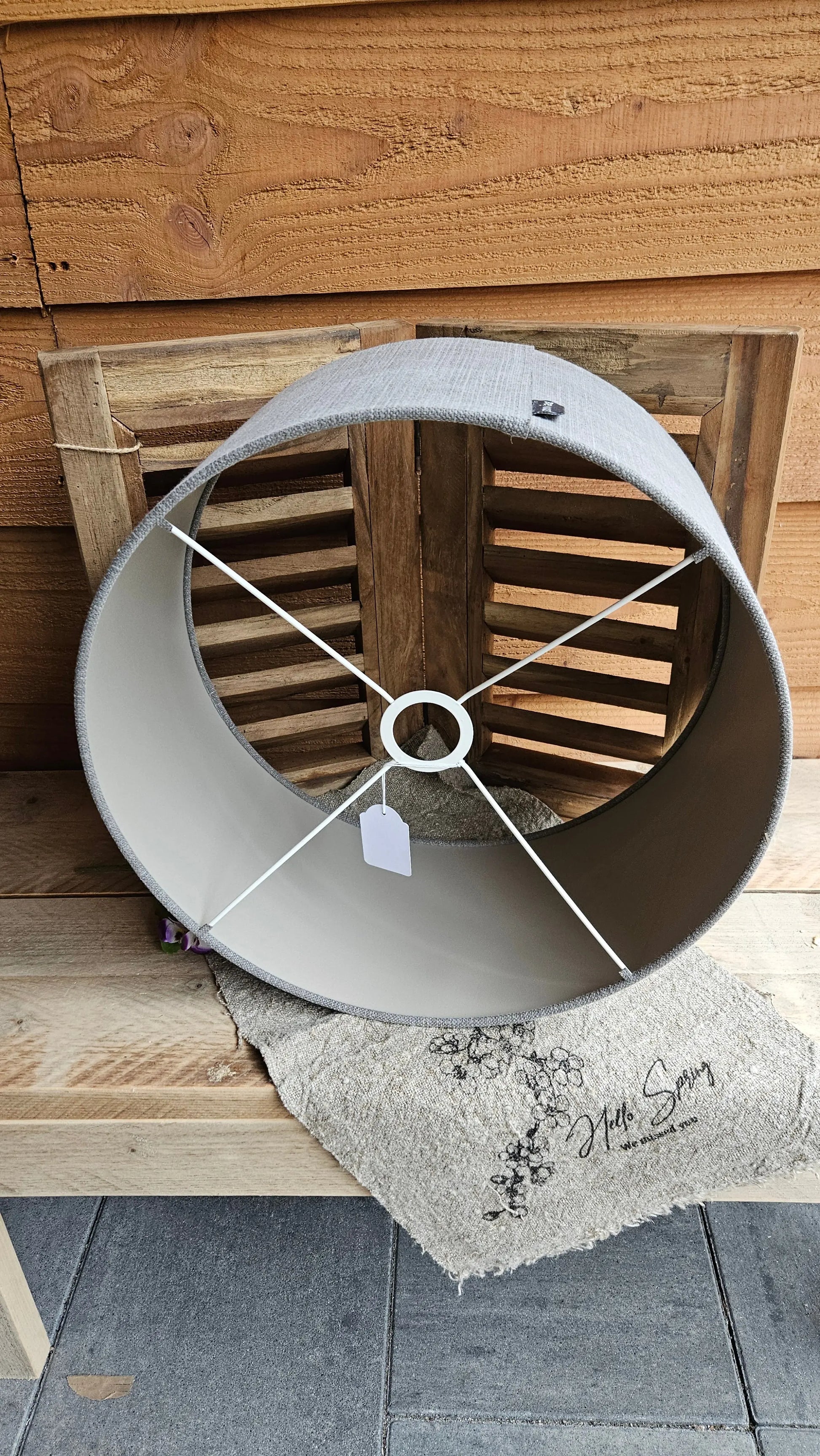Brynxz Lampshade Cylinder Stone sfeerfoto – Stoneware Lampenkap | Brynxzonline.nl