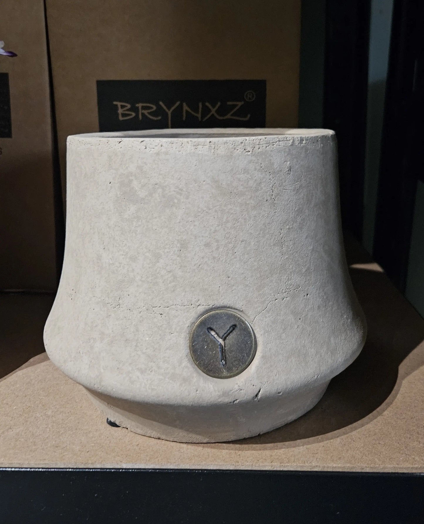 Brynxz Planter Luxury M sfeerfoto – Brynxz pot | Brynxzonline.nl