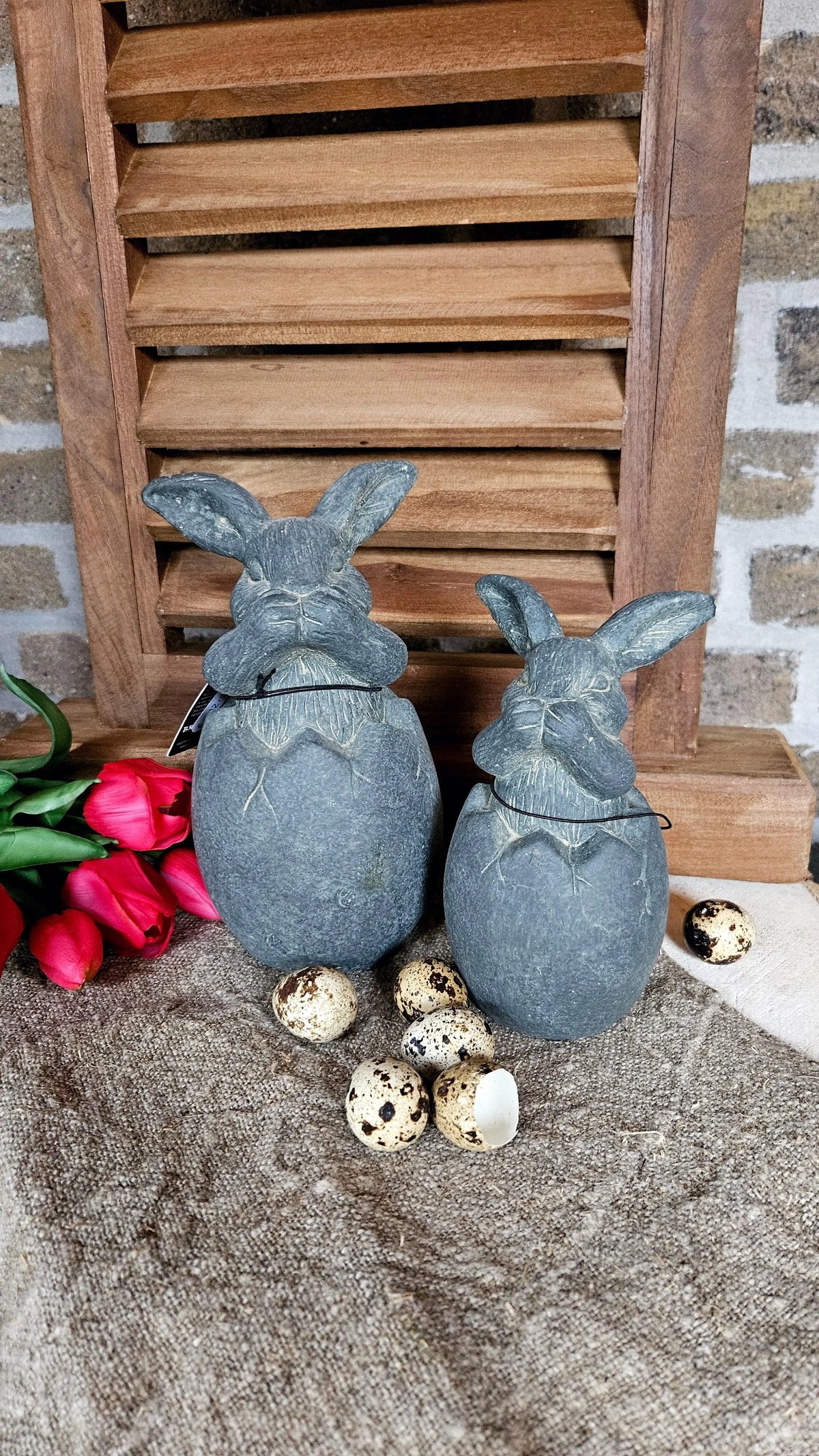 Brynxz Rabbit in a Egg – Landelijke Keramiek Decoratie | Brynxzonline.nl