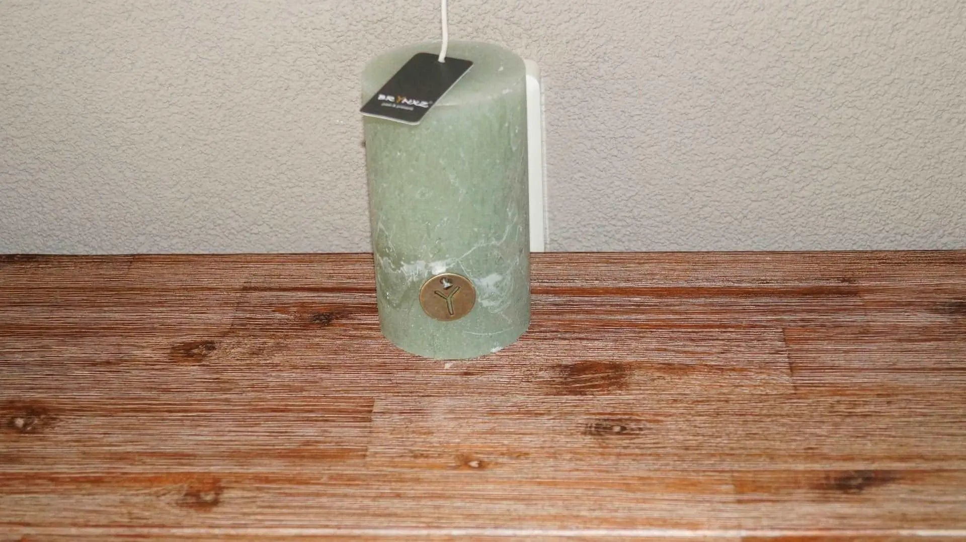 Brynxz Rustic Candle Sage Green 7x12cm – Sfeerkaars | Brynxzonline.nl