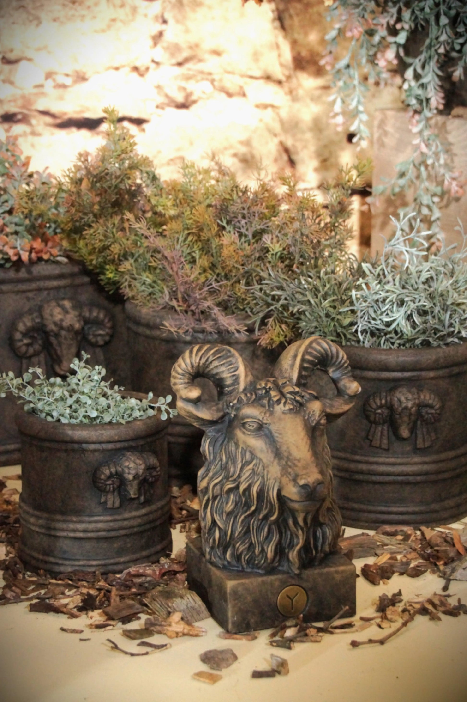 Brynxz Statue Ram – Landelijke Keramiek Decoratie | Brynxzonline.nl