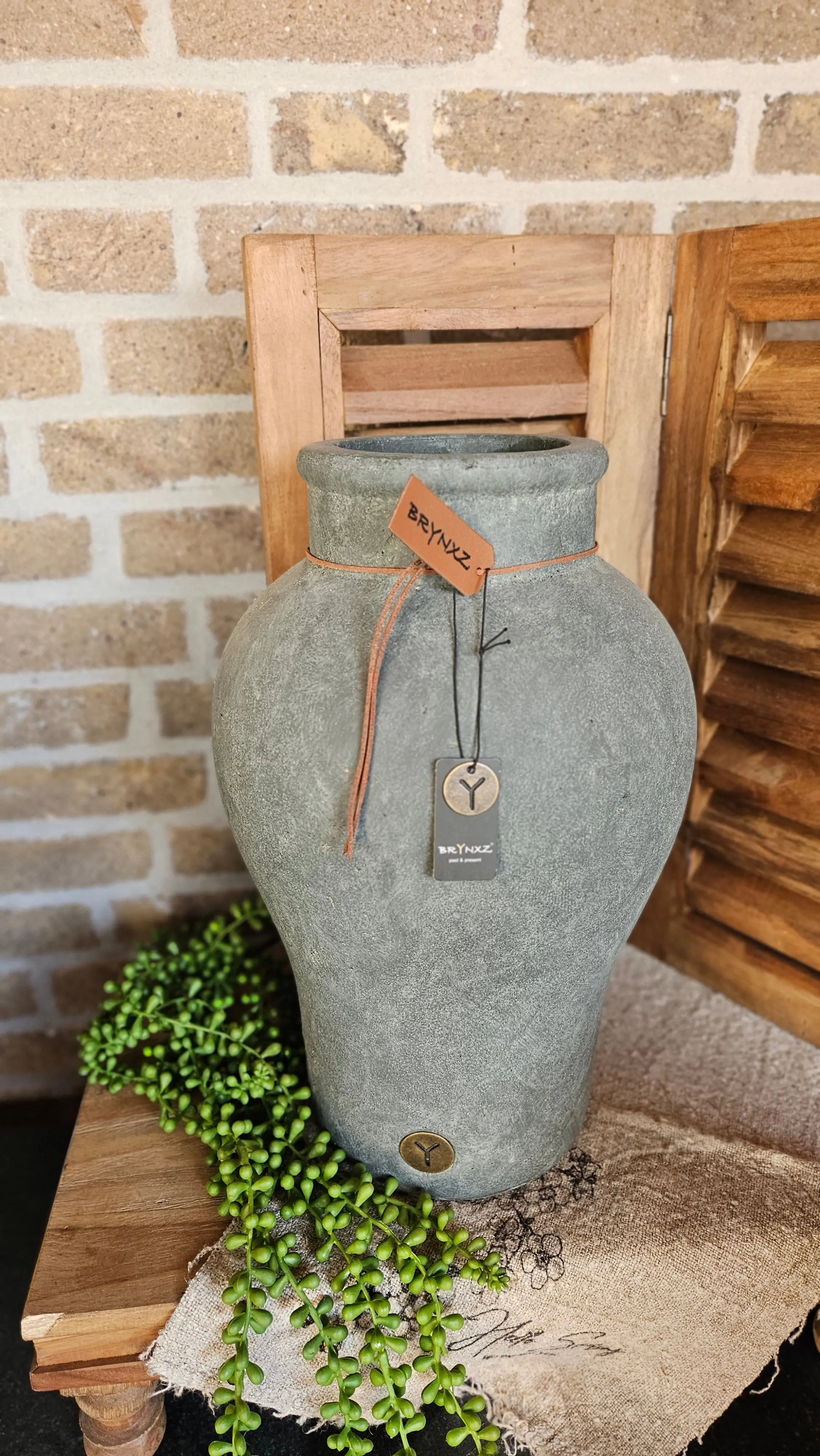 Brynxz Vase Allure Leather rope L – Brynxz vaas | Brynxzonline.nl