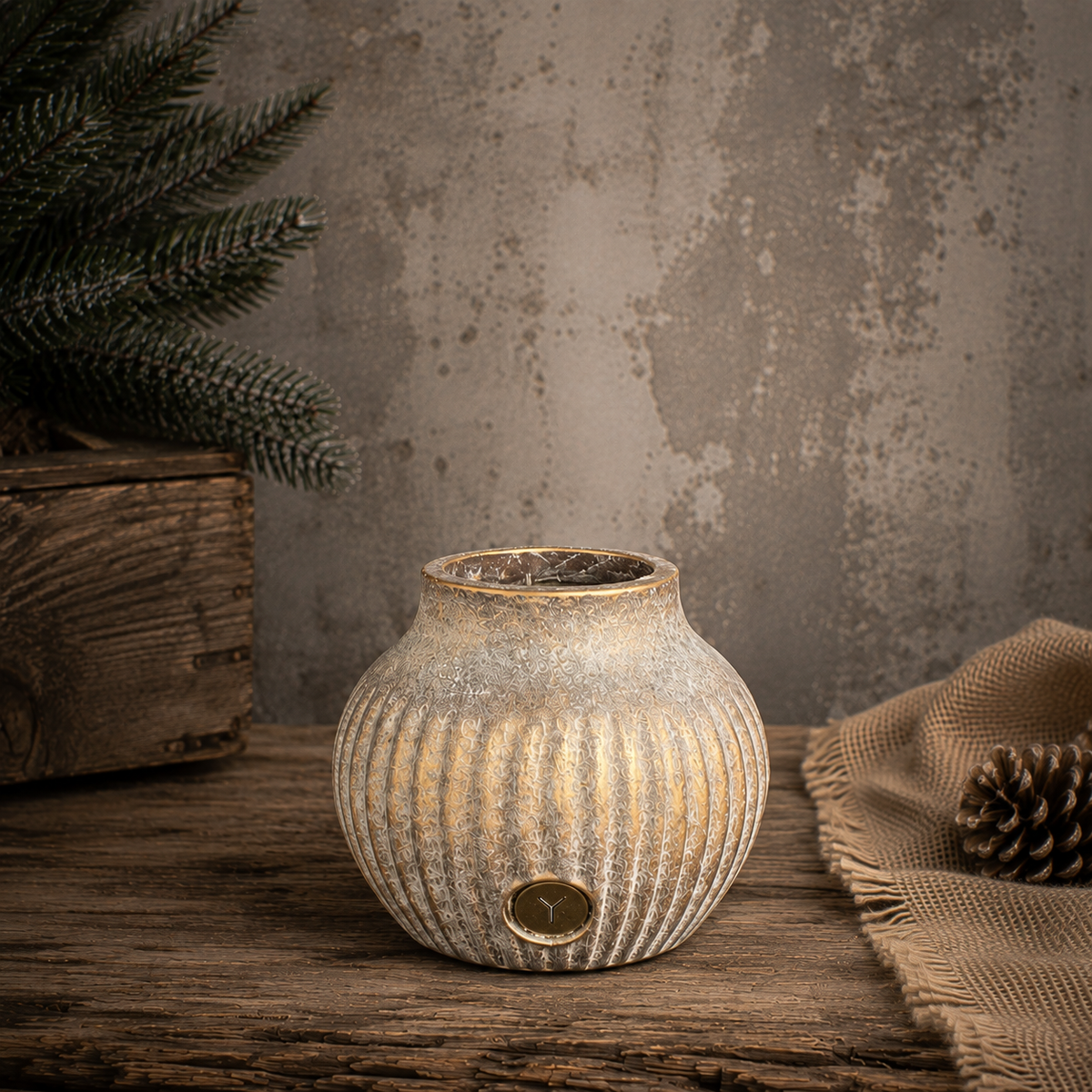 Brynxz Vases Neck close-up