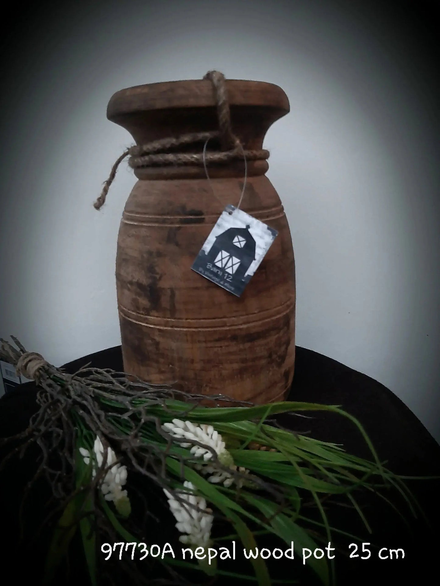 Houten Nepalese potten, houten decoratie