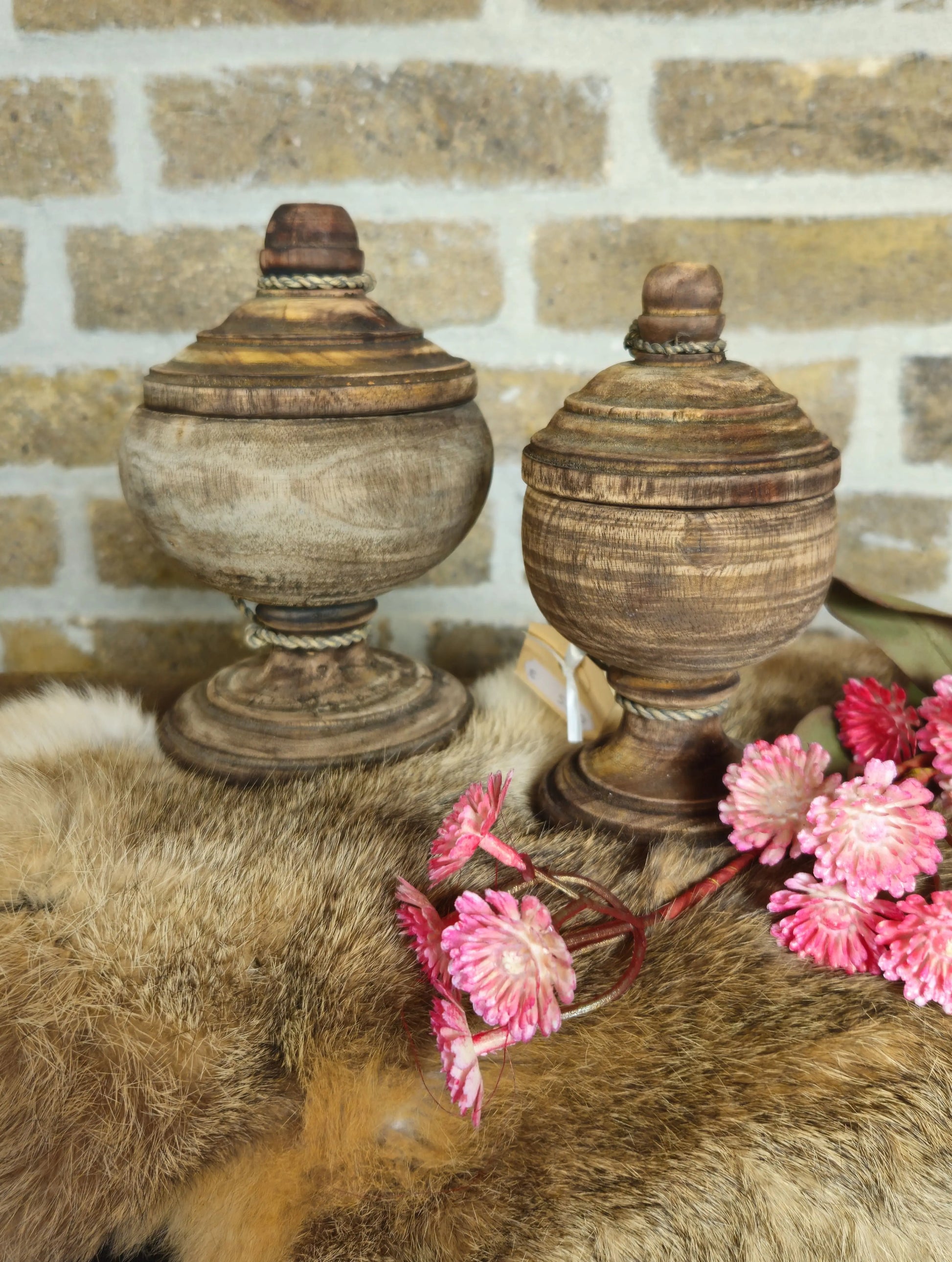 Houten potten met deksel nr 1 – houten decoratie | Brynxzonline.nl