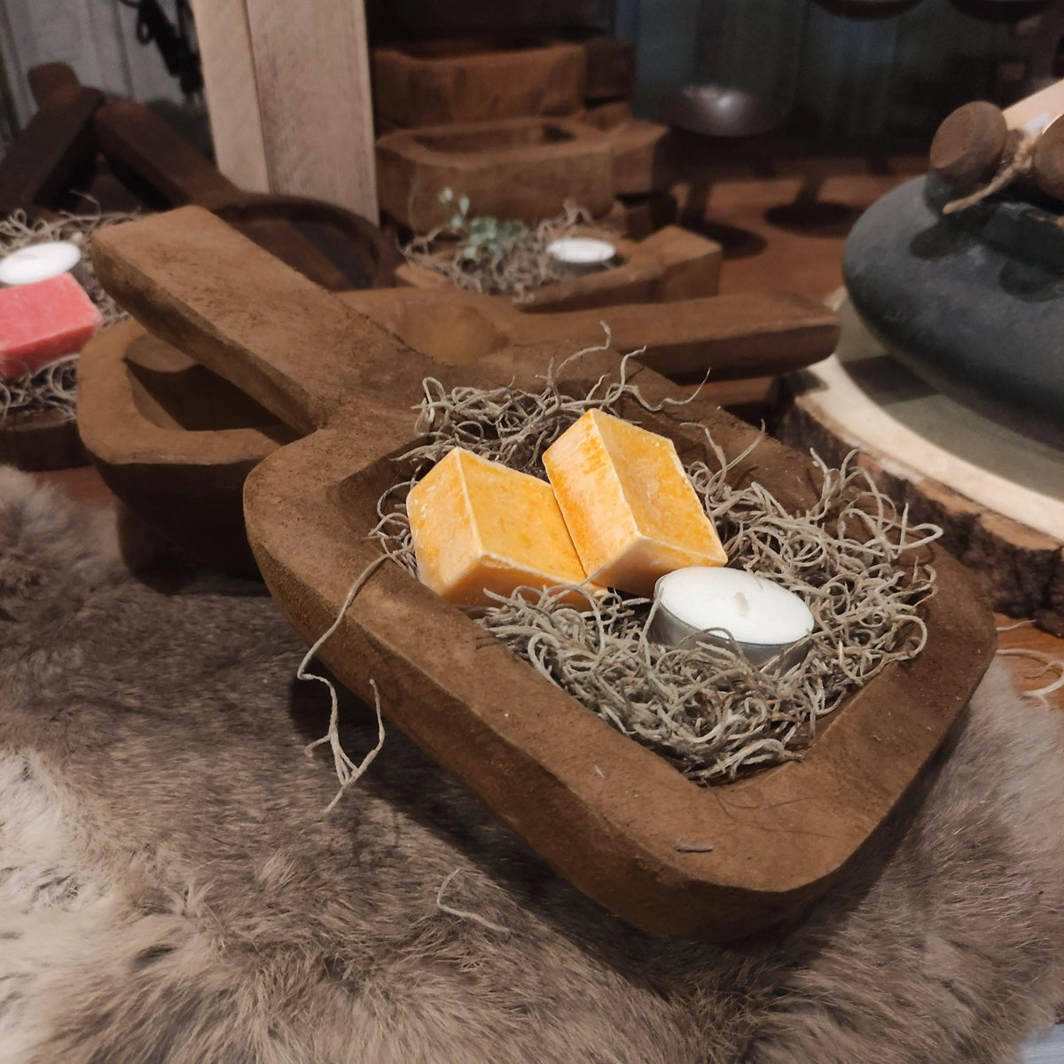 Houten Schep sfeerfoto – woonaccessoires | Brynxzonline.nl