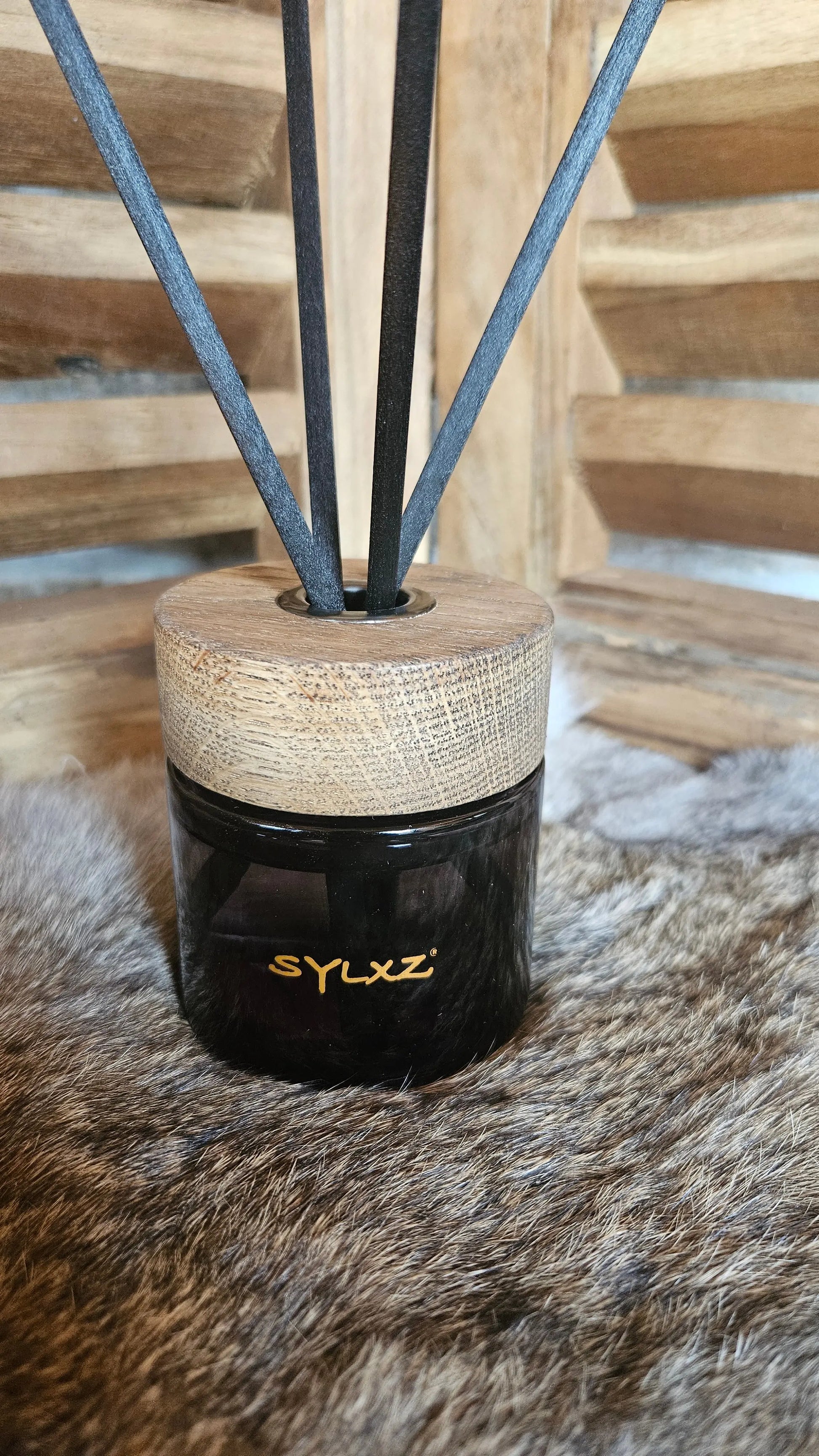 Sylxz Diffuser Karma detail – geur diffuser | Brynxzonline.nl